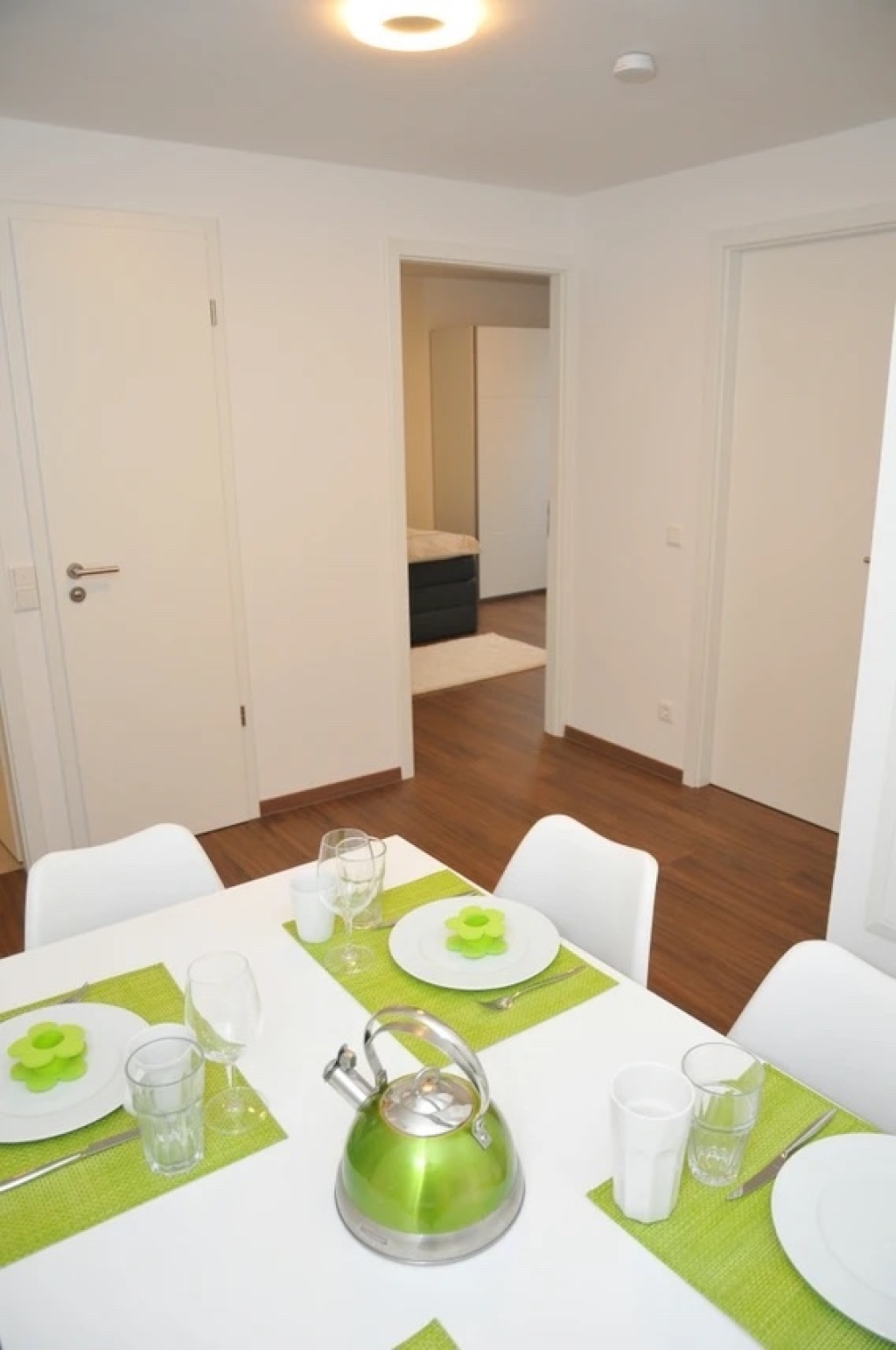 WG-Zimmer Königswiesen-Dechbetten-Großprüfening Boessnerstraße  3d - Essbereich