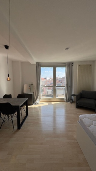 Anzeigenbild: Neugründung WG Stuttgart West *begehbarer Kleiderschrank *Balkon