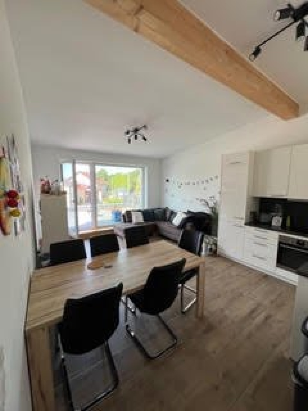 WG-Zimmer Kohlberg Dr.-Leicht-Straße 9a - Küche oben mit Dachterrasse