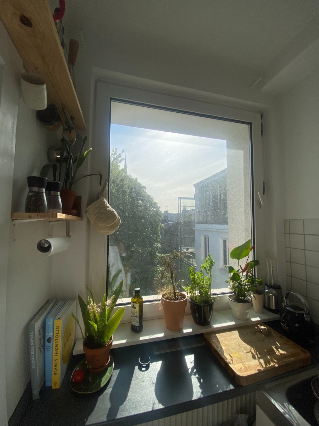 ZWISCHENMIETE Sonnige 1-Zimmer Wohnung Altona - Ottensen (Elbnähe, Altonaer Rathaus u. Bahnhof) – Schillerstraße, 22767 Hamburg Altona-Altstadt – Vorschaubild 3