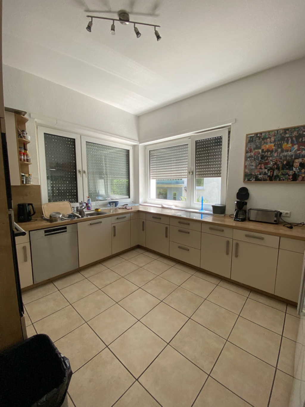 WG-Zimmer Kernstadt Großseelheimerstraße  1 - Große Küche (voll ausgestattet)