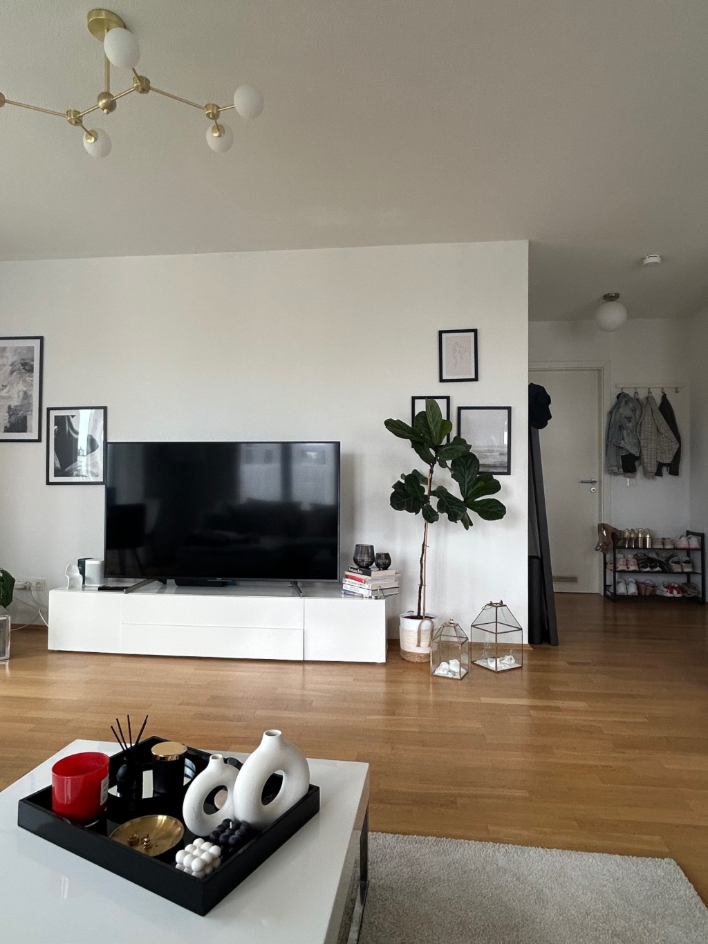 Untermiete für 3 Monate: Moderne 2 Zi-Wohnung mit Balkon in zentraler Lage – Weißenseestraße 124, 81539 München Obergiesing – Vorschaubild 3