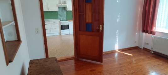 Anzeigenbild: 2-Zimmer in WG Zentrumsnah