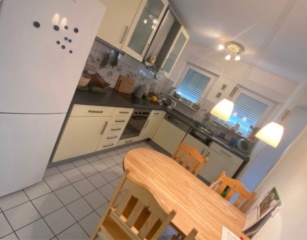 Ad image: Nachmieter/in für WG-Zimmer zum 01.10 gesucht