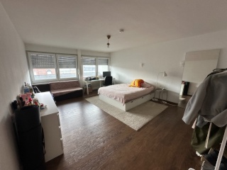 Imagen del anuncio: Habitación totalmente amueblada