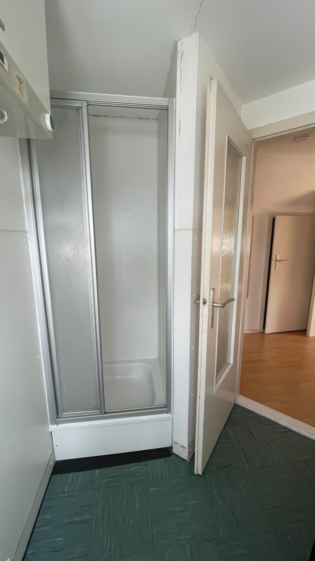 Ruhiges Dachgeschoss-Appartment nähe Stern – Nähe Stern, 28209 Bremen Schwachhausen – Vorschaubild 4