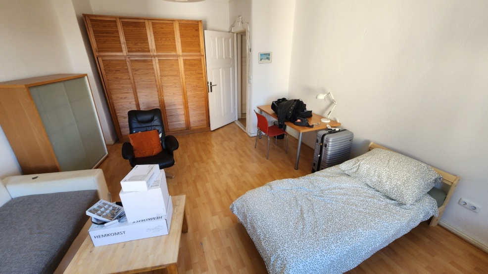 Anzeigenbild: zimmer verfügbar mit ANMELDUNG