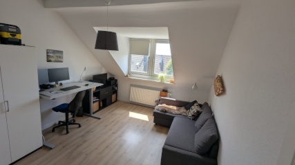 Anzeigenbild: großes helles Zimmer in Altbauwohnung in netter WG | Direkt an der FH Niederrhein!