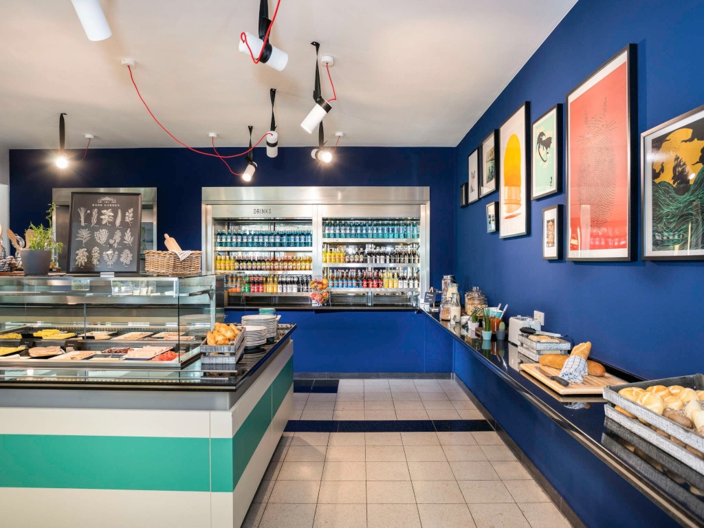 Ihr modernes Studentenzimmer in einem Hotel – eigenes Bad, WLAN, Fitnessraum, Parkplatz & mehr! Your modern student room in a hotel – private bathroom, Wi-Fi, gym, parking & more! – Hilpertstraße 27, 64295 Darmstadt Darmstadt – Vorschaubild 8