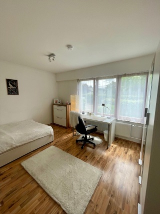 Anzeigenbild: Schönes WG Zimmer in toller 4er Studenten-WG in ruhiger Lage in Reutlingen