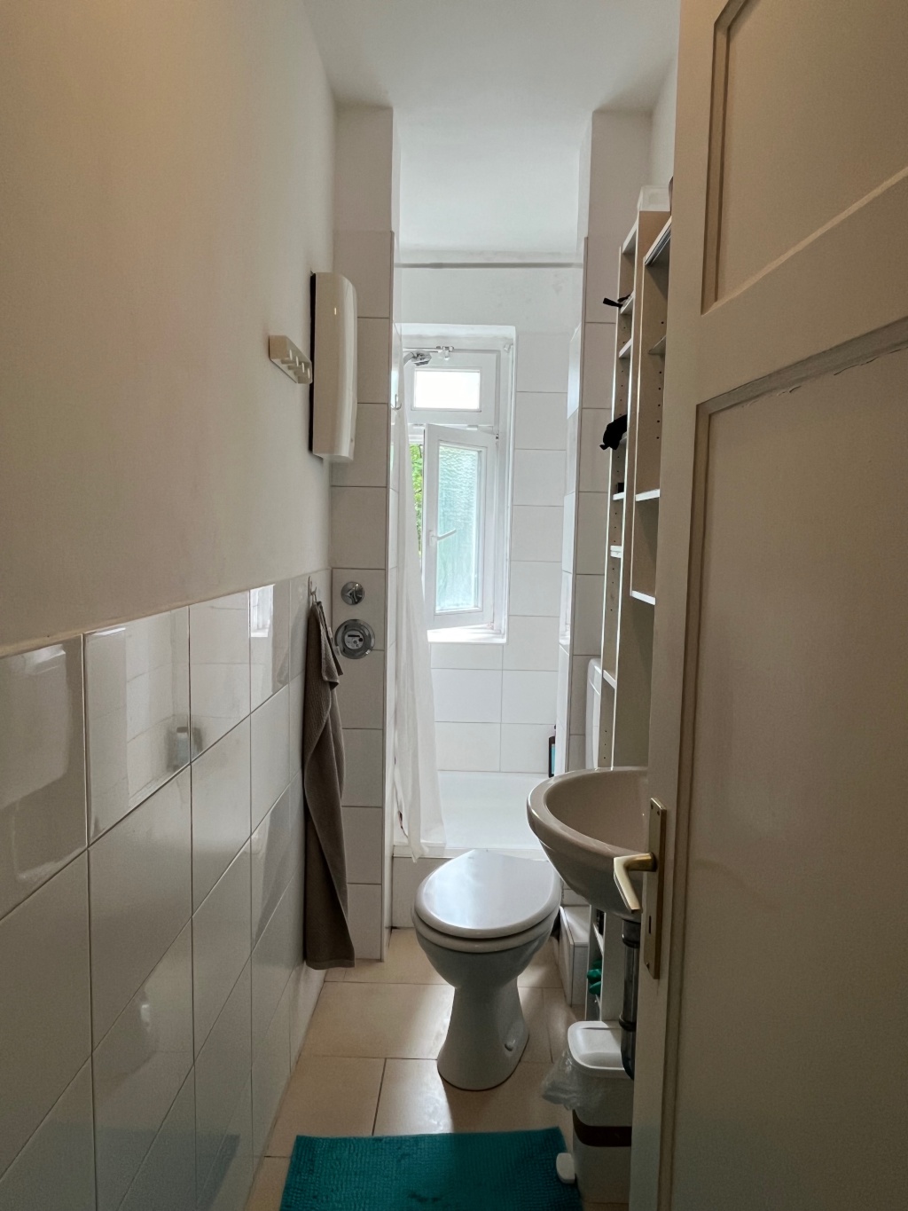 vollmöblierte 2-Zimmer Wohnung, WG geeignet – Cesliusweg 5, 22761 Hamburg Altona-Bahrenfeld – Vorschaubild 6