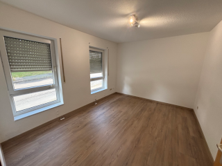 Ad image: WG rooms (14sqm) with shared kitchen and large garden for 300 € warm from 01.10.25 for rent