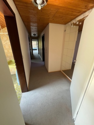 Anzeigenbild: Schöne 2-Zimmer-Wohnung mit großem Balkon und toller Aussicht