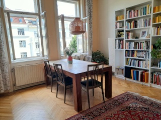 Anzeigenbild: Helle und ruhige Jugendstilwohnung mit Balkon