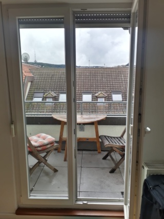 Anzeigenbild: Möbliertes Zimmer mit Balkon in Stuttgart Ost!