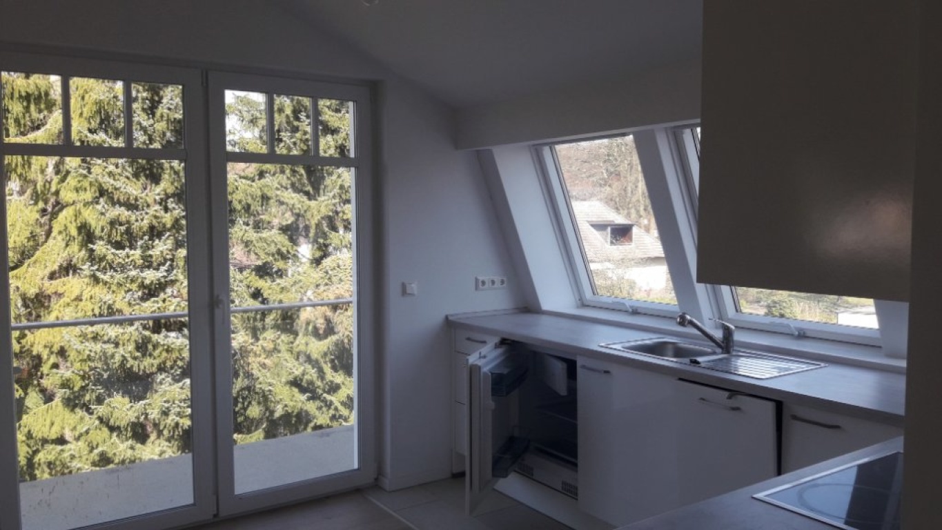 3 möbl. Zi 68 qm inkl Pantry u Balkon für 1-3 Pers ruhig u grün in Meiendorf U1/Bus 24 – Von-Suppé-str. 37d, 22145 Hamburg Meiendorf – Vorschaubild 6