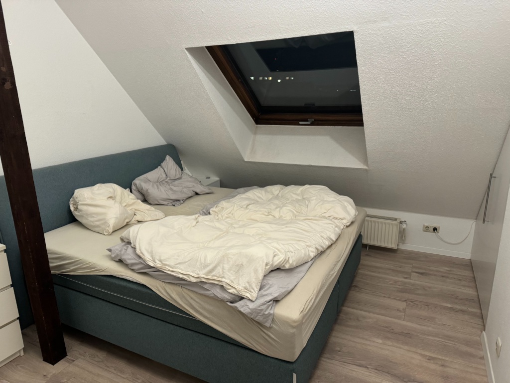 Stilvolle Maisonette mit Alsterblick – möbliert zur Zwischenmiete (07.08.2026 – 30.08.2026) – Ackermannstraße, 22087 Hamburg Hamburg – Vorschaubild 7