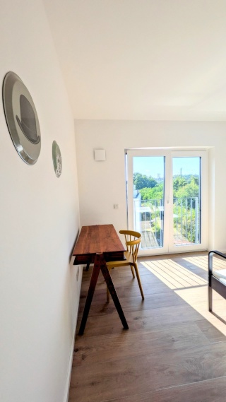 Anzeigenbild: NEU, Möbliert & Zentral! Stylisches Neubau-Apartment – Erstbezug