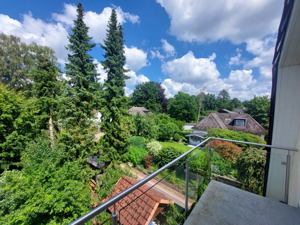 3 möbl. Zi 68 qm inkl Pantry u Balkon für 1-3 Pers ruhig u grün in Meiendorf U1/Bus 24 – Von-Suppé-str. 37d, 22145 Hamburg Meiendorf – Vorschaubild 3