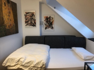 Anzeigenbild: Zweitwohnsitz - Möbliertes Zimmer in Penthouse in Bestlage Wiesbaden mit Traumblick