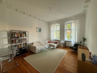 Möblierte 2-Zimmer-Altbauwohnung zur Zwischenmiete — photo 1