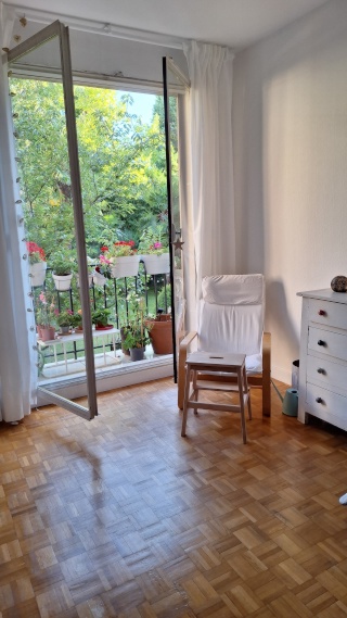 Ad image: Intermediate rent Summer