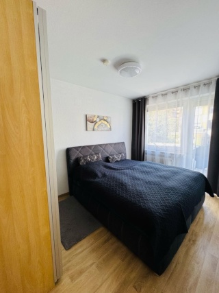 Imagen del anuncio: WG rooms 11 2nd OG, 14 m2, 399 € (antes 499 €) amueblado con balcón, en WG „Erlenkönige“ – libre de inmediato, Uni-Nähe