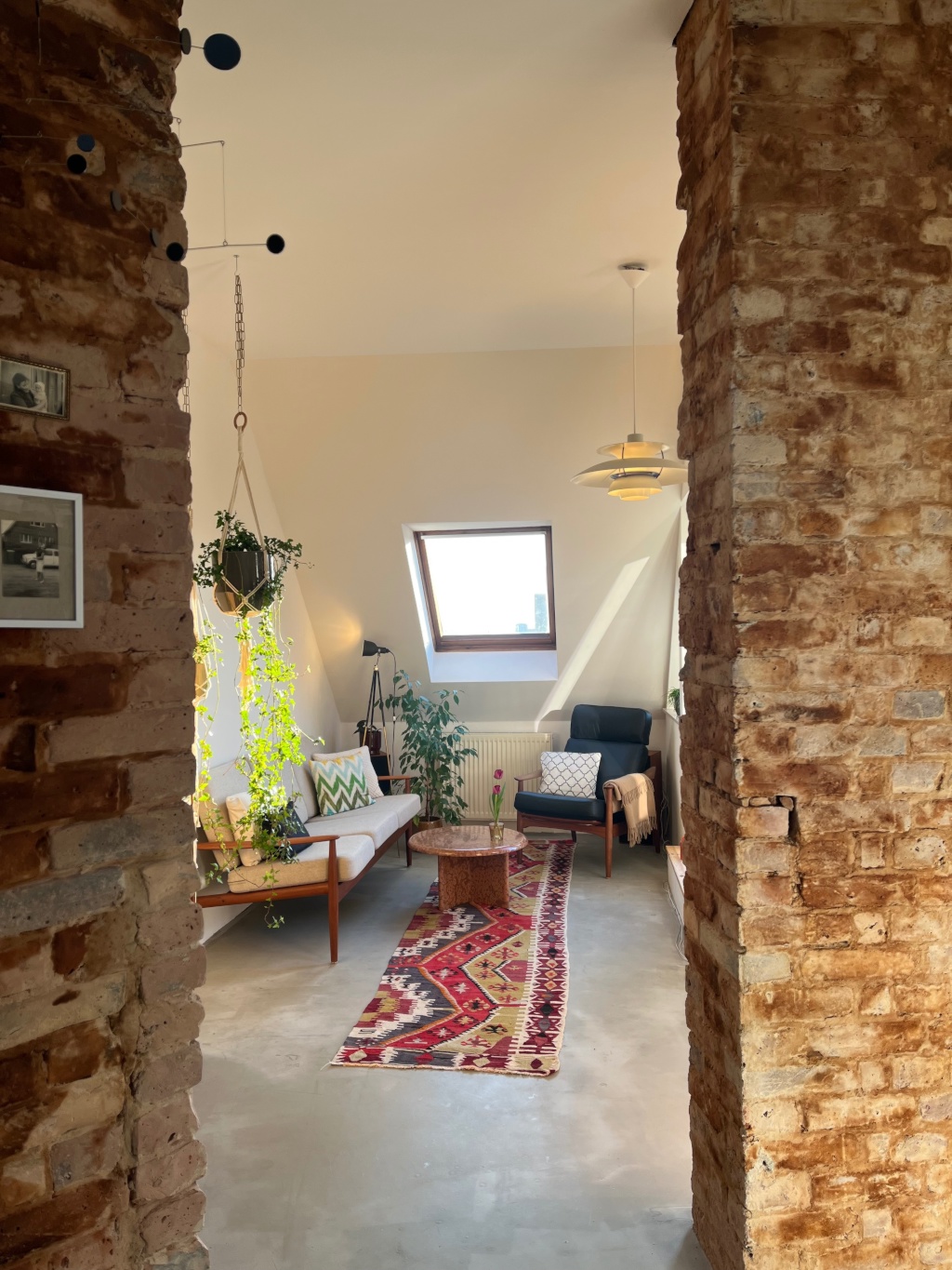 Helle Wohnung mit Dachterrasse in Neukölln