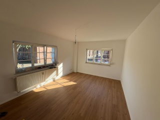 Zimmer in 3er WG | Frisch sanierter Altbauwohnung nähe UniKlinik in Neckarstadt-Ost/Wohlgelegen