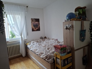 Imagen del anuncio: Encantadora habitación en alquiler en WG casa central con gran balcón comunitario y muchos servicios inclusivos a mujer de 18 a 30 años
