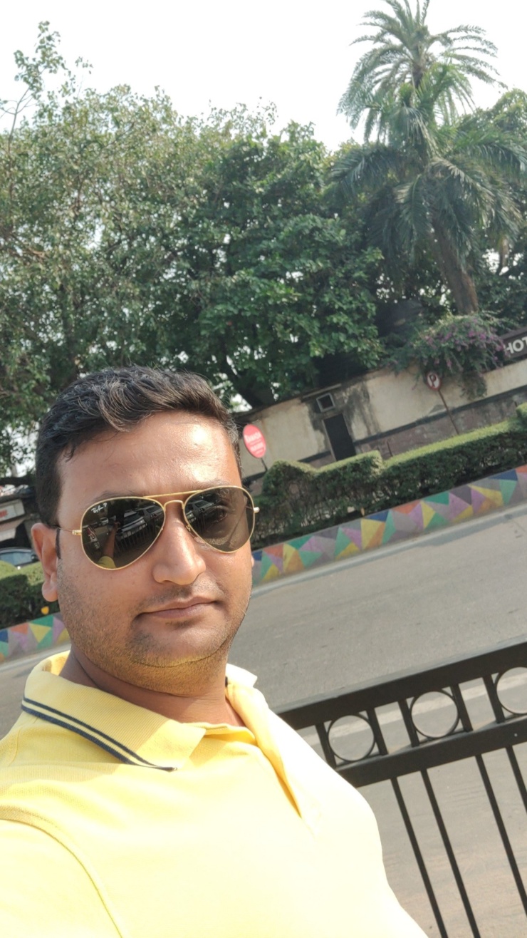 Anzeigenbild: Hallo, Ich bin Deval Patel, ich bin 34 Jahre alt, suche ein Zimmer zur Miete mit möblierter Küche und teilmöbliertem Zimmer.
Ich komme aus Indien und bin ab 1.09.25 verfügbar