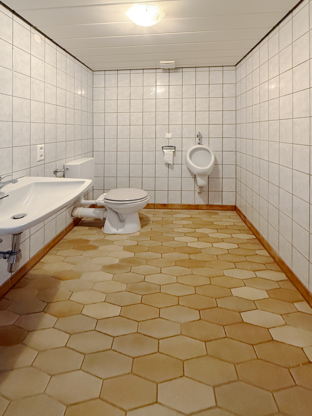 WG-Zimmer Dietersweiler Geschwister-Scholl-Straße 2 - Gäste-WC
