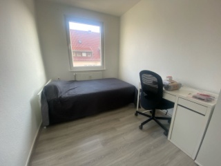 Ad image: wg zimmer in neustad / room