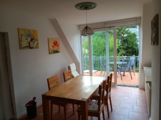 Anzeigenbild: Eine Frauen-WG in Friedrichsdorf sucht eine oder mehrere neue Mieterinnen