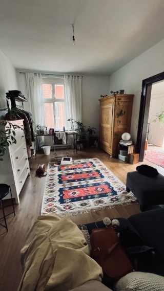 Ad image: schönes WG-Zimmer mit Balkon zur Zwischenmiete