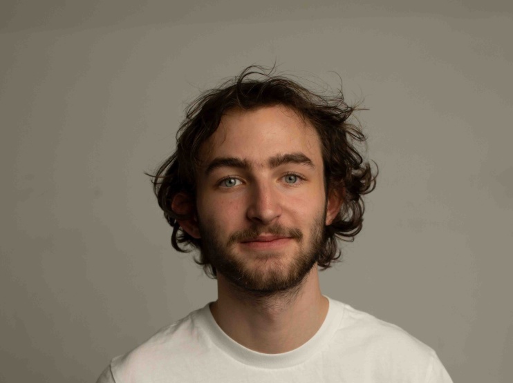 Ad image: Ich suche ein WG-Zimmer in Zürich ab April 2026 für mindestens 2 Monate – gerne auch etwas  länger, gern nach Abstimmung.