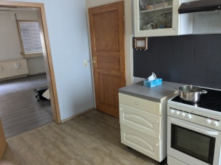 Anzeigenbild: Helle Zweizimmerwohnung für 3 Monate