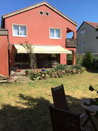 Anzeigenbild: Möbliertes Zimmer in WG, ab sofort, mit großem Garten