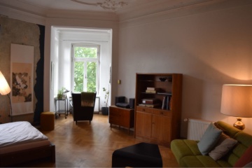 Anzeigenbild: 30qm WG-Zimmer in schöner Altbauwohnung