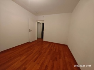 Anzeigenbild: Helles WG-Zimmer in moderner WG Ostfildern – Balkon, Garten & top Anbindung