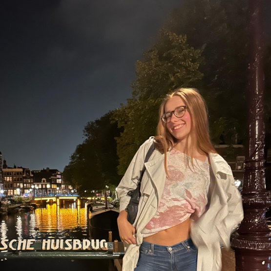 Anzeigenbild: Suche WG-Zimmer zum Studienbeginn