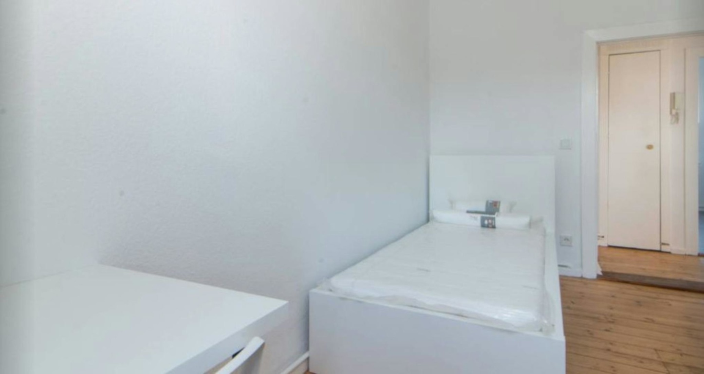 WG-Zimmer Britz Lauterberger Straße - Bild 2