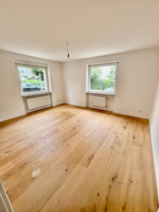 Anzeigenbild: Gemütliches und großzügiges WG-Zimmer in top sanierter WG in Stuttgart-Ost