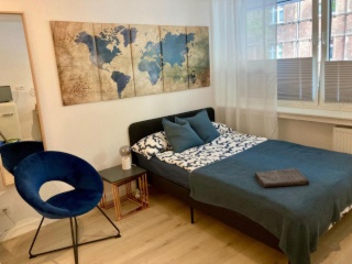 Anzeigenbild: ruhiges, frisch saniertes Apartment in Derendorf / Very centrally located Apartment, HSD, L'Oreal, Deloitte, Airport