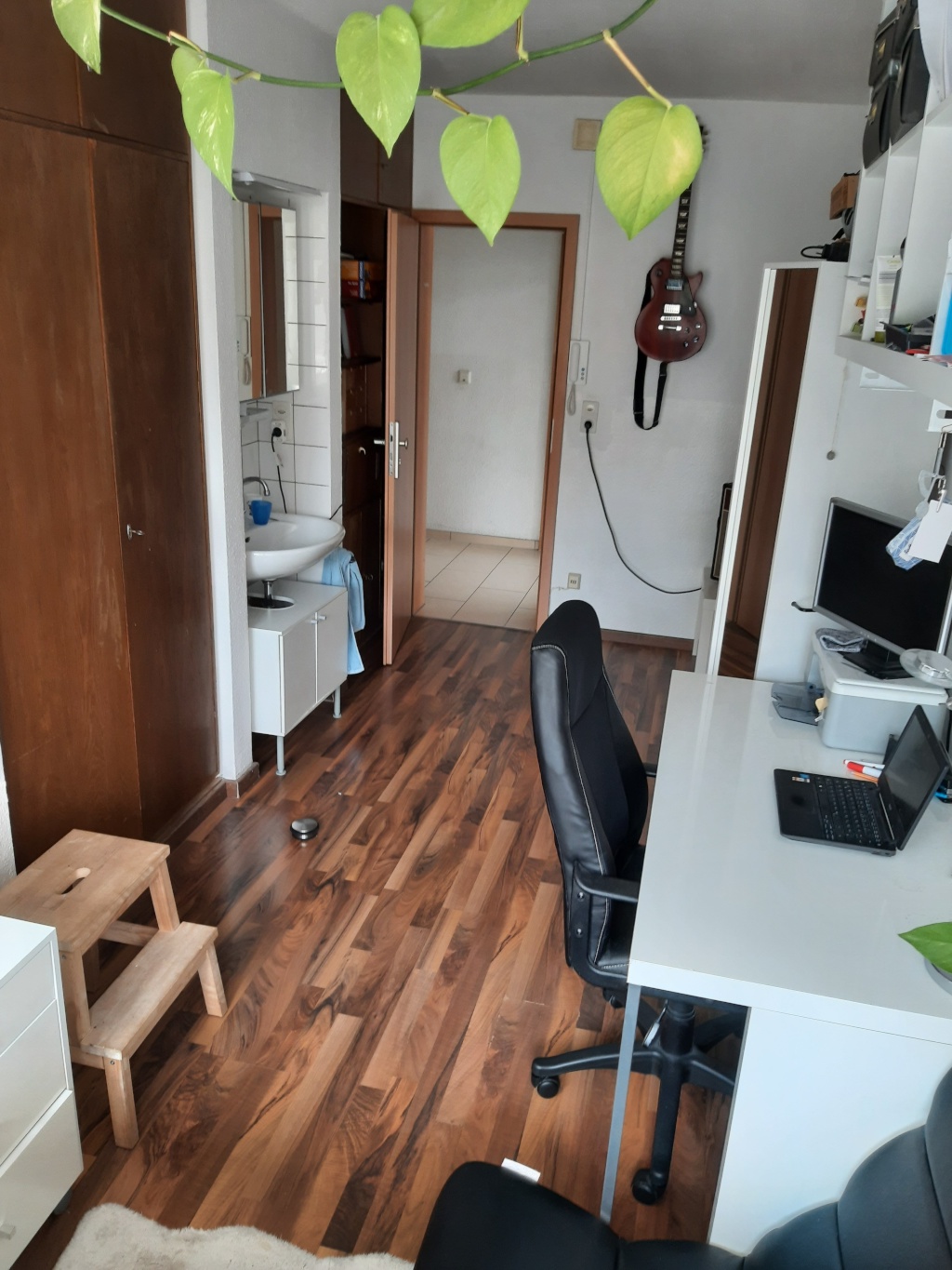 WG-Zimmer Poppelsdorf Baumschulallee 22 - Zimmer mit Beispielmöbel 2