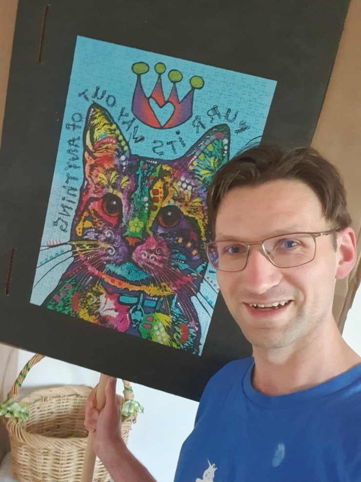 Ad image: Fresh reindeer seeks open-minded WG for restart in life