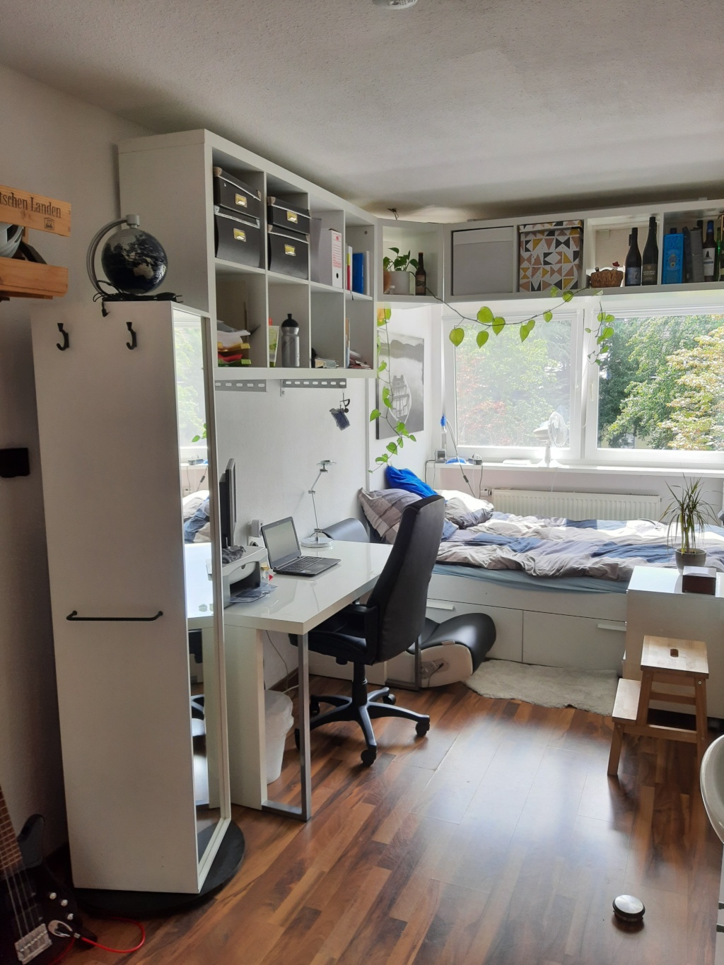 WG-Zimmer Poppelsdorf Baumschulallee 22 - Zimmer mit Beispielmöbel