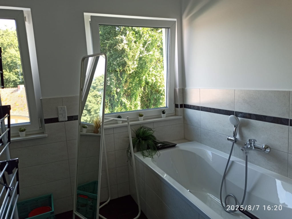 WG-Zimmer Kladow Neukladower Allee - Badewanne ist vorhanden