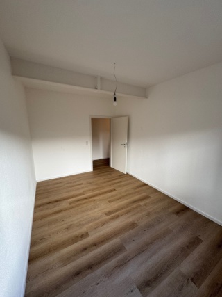 Anzeigenbild: Zwischenmiete in 3er-WG in der Südstadt