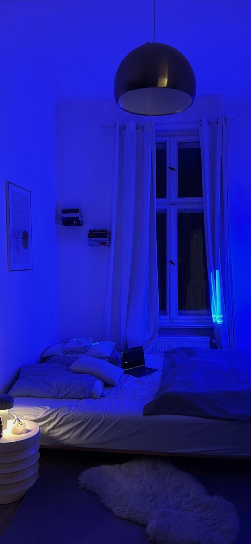 WG-Zimmer Neukölln Flughafenstrasse - Your bedroom by night